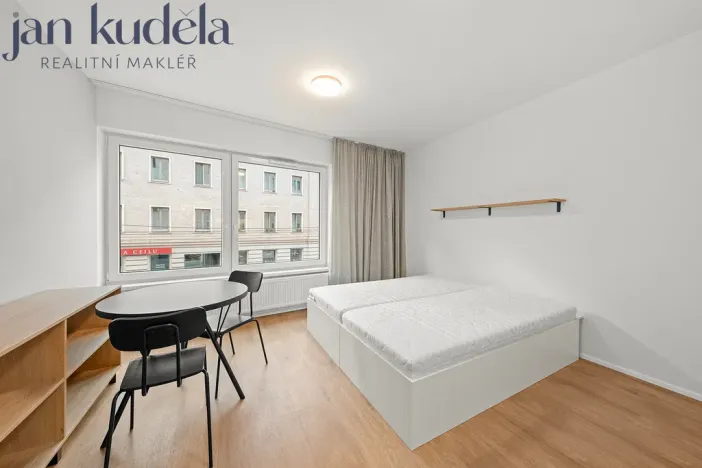 Pronájem bytu 1+kk, Brno, Cejl, 28 m2