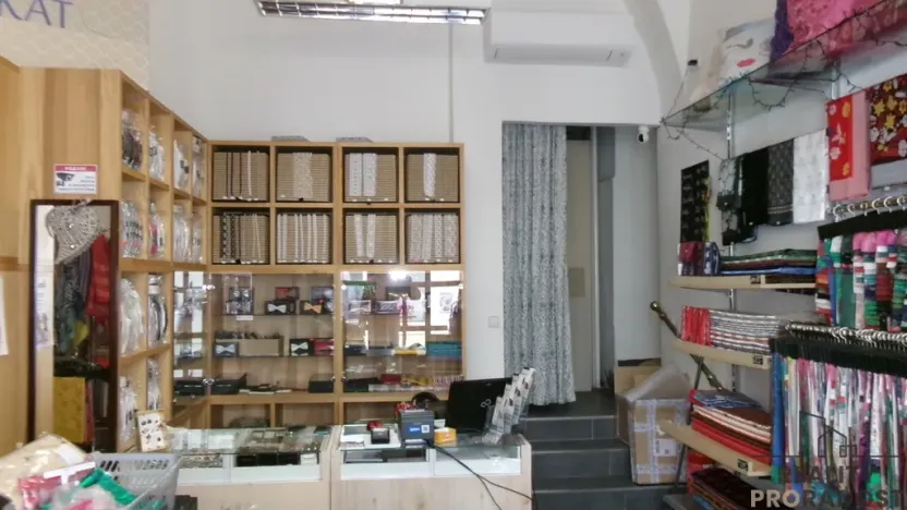 Pronájem obchodního prostoru, Brno - Brno-město, 44 m2
