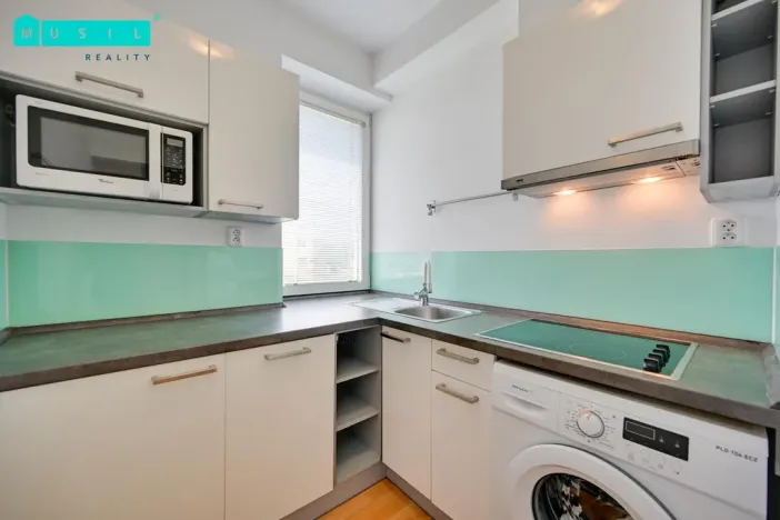 Pronájem bytu 2+1, Olomouc - Povel, Peškova, 48 m2