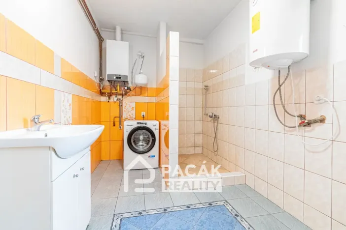 Prodej rodinného domu, Litovel - Nasobůrky, 200 m2