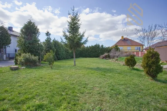 Prodej rodinného domu, Radovesice, 520 m2