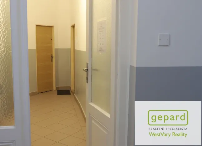 Pronájem obchodního prostoru, Karlovy Vary, Moskevská, 66 m2