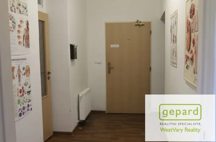 Pronájem obchodního prostoru, Karlovy Vary, Moskevská, 66 m2