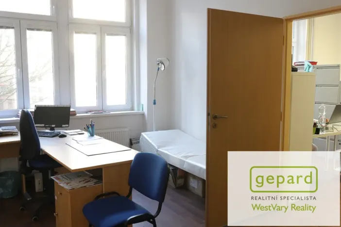 Pronájem obchodního prostoru, Karlovy Vary, Moskevská, 66 m2