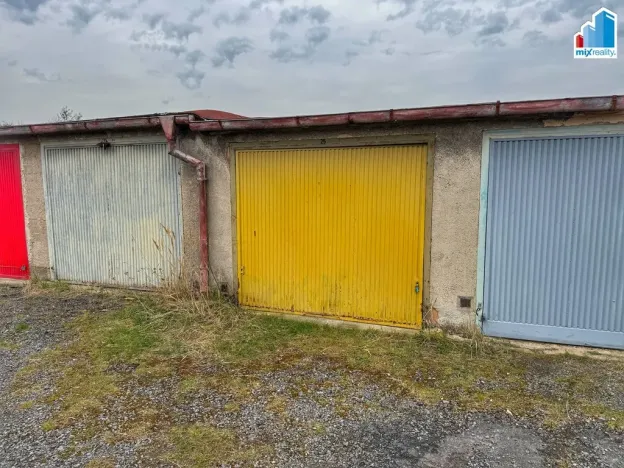 Pronájem garáže, Plzeň, Skladová, 18 m2