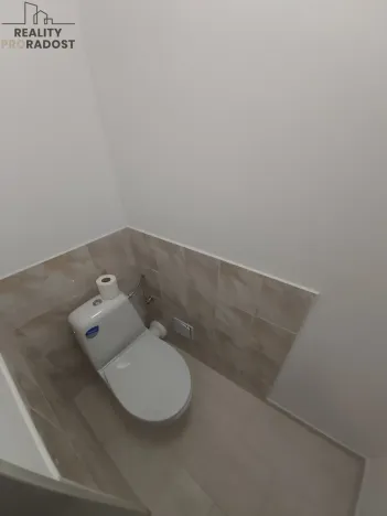 Pronájem bytu 1+1, Dubí, Ruská, 35 m2