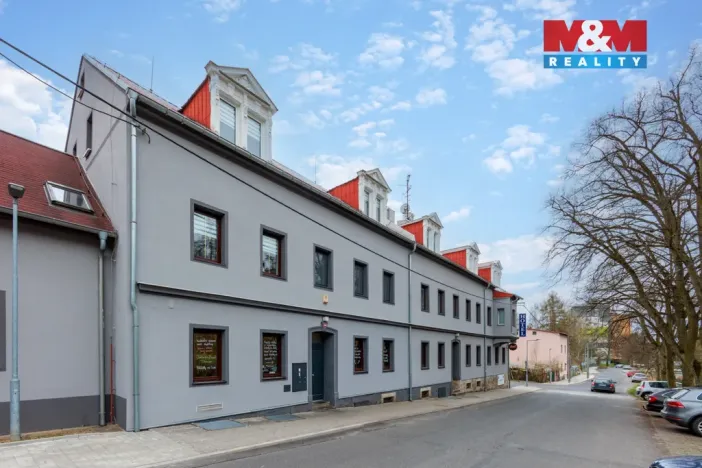 Prodej ubytování, Chodov, Poděbradova, 2700 m2