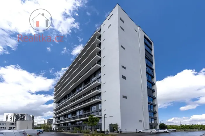 Prodej atypického bytu, Praha - Modřany, Československého exilu, 124 m2