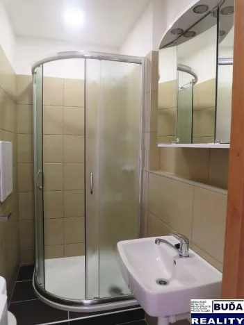 Pronájem bytu 1+1, Otrokovice, Jiráskova, 31 m2