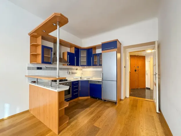 Prodej bytu 2+kk, Praha - Holešovice, U průhonu, 48 m2