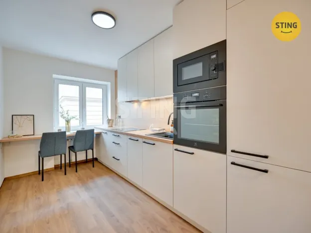 Prodej bytu 2+1, Olomouc, Vančurova, 61 m2