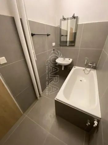 Pronájem bytu 2+kk, Rousínov, 50 m2