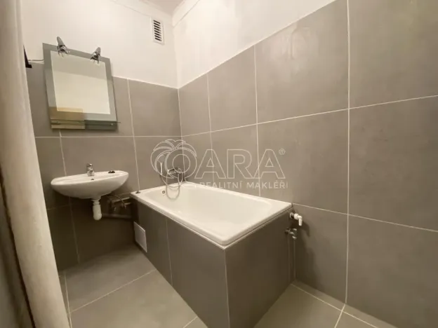 Pronájem bytu 2+kk, Rousínov, 50 m2