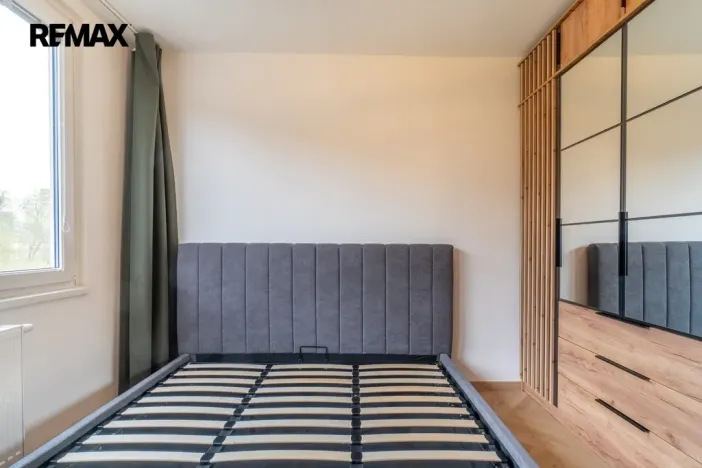 Pronájem bytu 3+1, Praha - Karlín, Molákova, 63 m2