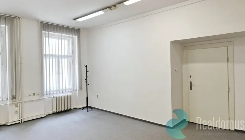 Pronájem kanceláře, Praha, Opletalova, 28 m2