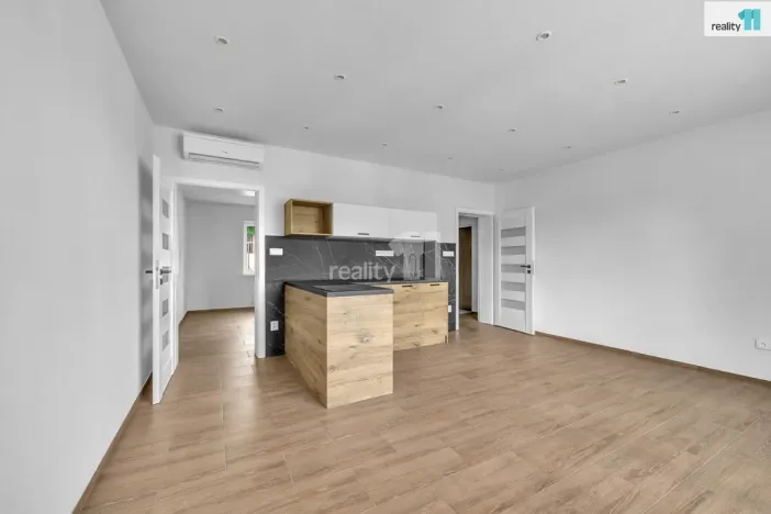 Pronájem bytu 2+kk, Kamenický Šenov - Prácheň, 43 m2