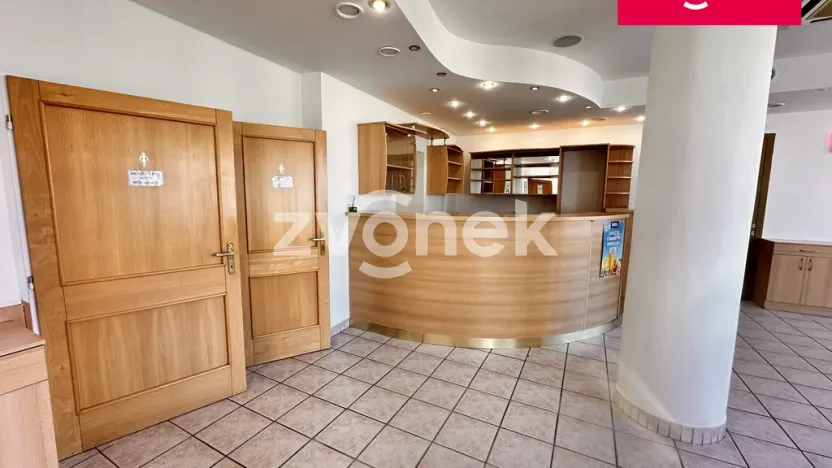 Pronájem restaurace, Zlín, Antonínova, 174 m2