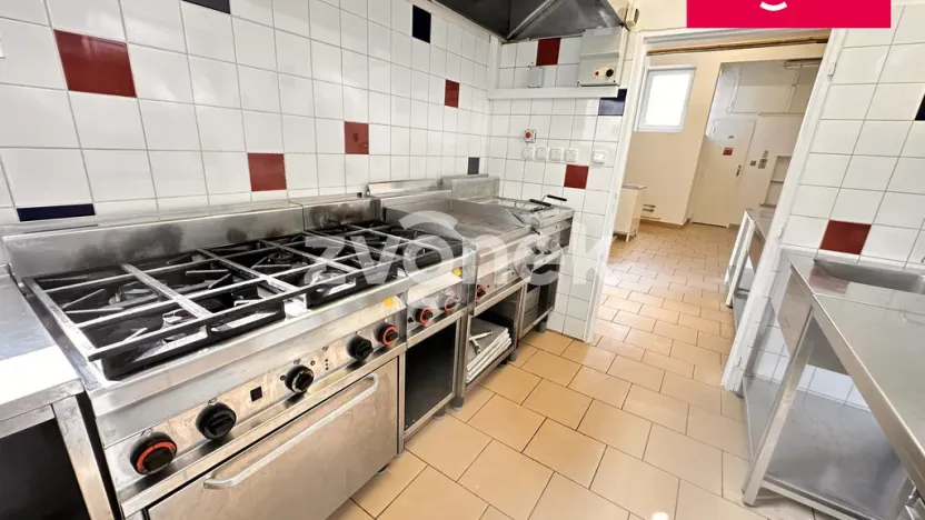 Pronájem restaurace, Zlín, Antonínova, 174 m2