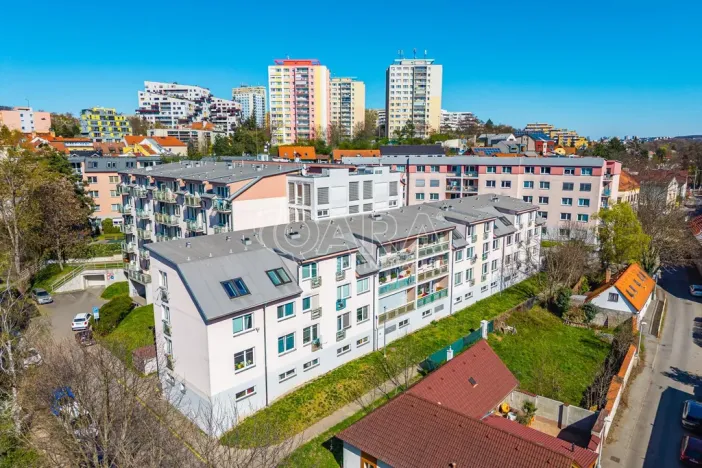 Pronájem bytu 1+kk, Praha - Záběhlice, Záběhlická, 32 m2