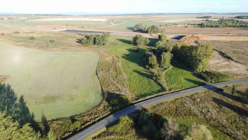 Prodej pozemku, Nesuchyně, 1802 m2