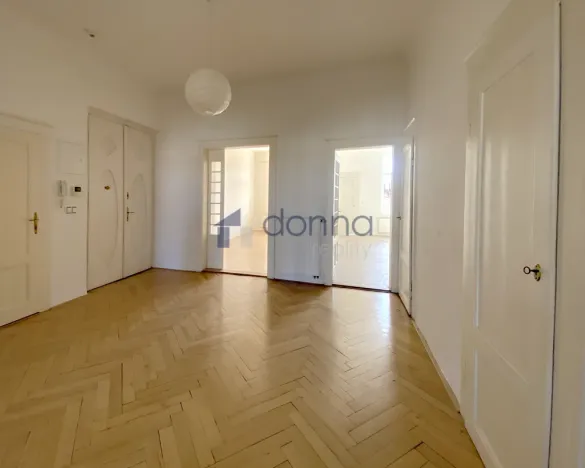 Pronájem bytu 3+1, Praha, náměstí 14. října, 120 m2