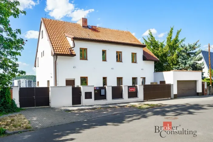 Pronájem bytu 2+kk, Praha - Modřany, Barunčina, 34 m2