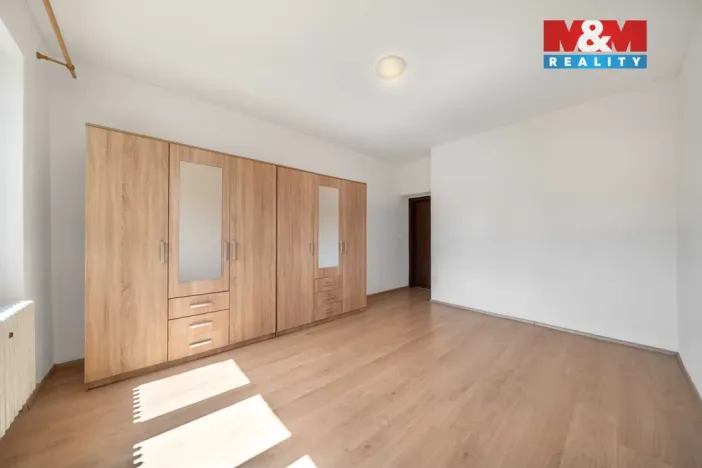 Prodej činžovního domu, Poběžovice, Nádražní, 290 m2