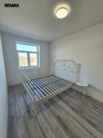 Pronájem bytu 3+kk, Milovice, Slepá, 51 m2