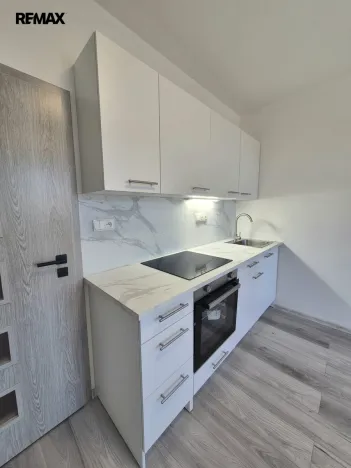 Pronájem bytu 3+kk, Milovice, Slepá, 51 m2