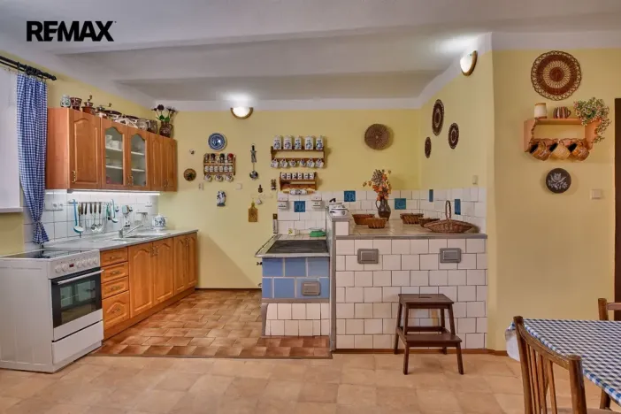 Prodej zemědělské usedlosti, Drhovle - Pamětice, 160 m2