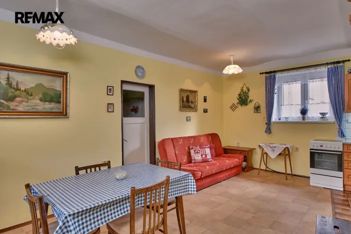 Prodej zemědělské usedlosti, Drhovle - Pamětice, 160 m2