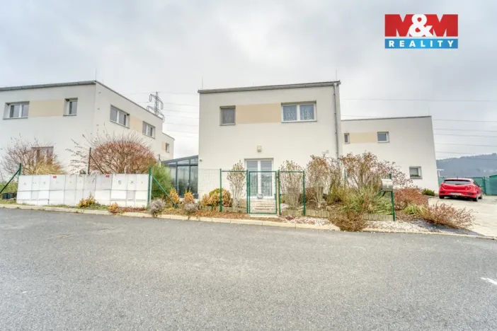 Prodej rodinného domu, Králův Dvůr - Křižatky, Na Vinohradech, 94 m2