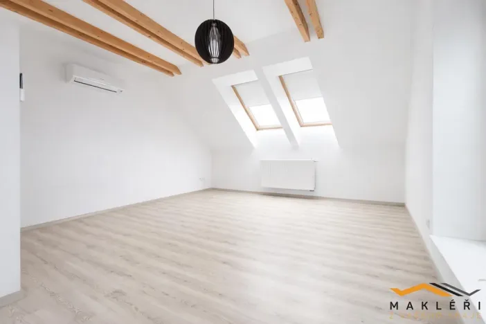 Pronájem bytu 3+kk, Dobronín, Nad Valchou, 65 m2