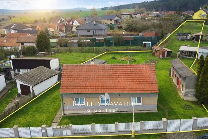 Prodej rodinného domu, Vroutek, Pod Hájem, 130 m2
