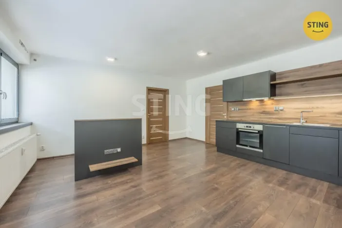 Prodej bytu 3+kk, Žďár nad Sázavou, Nádražní, 57 m2