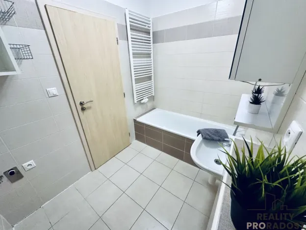 Pronájem bytu 2+kk, Olomouc, Edvarda Beneše, 54 m2