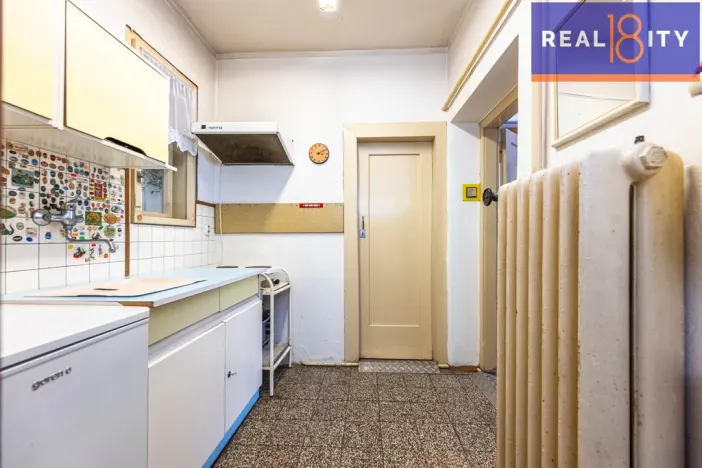 Prodej rodinného domu, Praha, V údolí, 264 m2