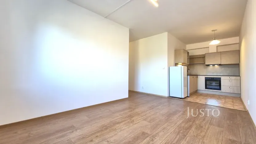 Pronájem bytu 2+kk, Písek - Pražské Předměstí, Topělecká, 40 m2