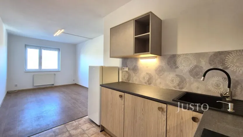 Pronájem bytu 2+kk, Písek - Pražské Předměstí, Topělecká, 40 m2