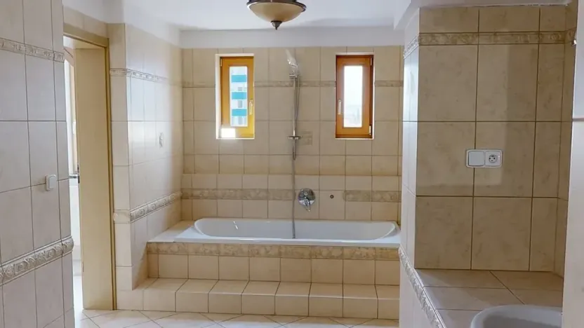 Prodej atypického bytu, Brno, Bayerova, 122 m2