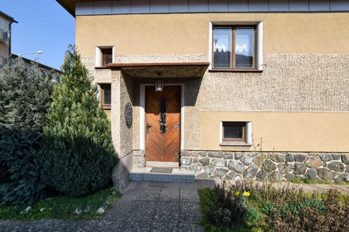 Prodej rodinného domu, Praha - Zbraslav, Nezvalova, 204 m2