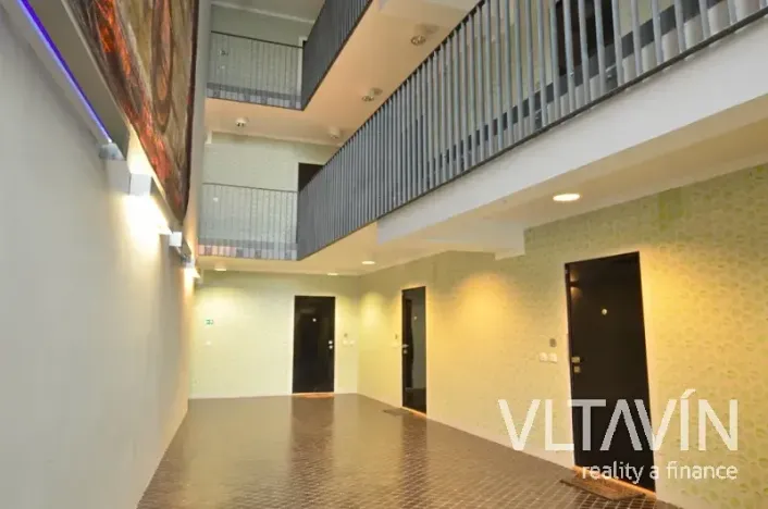 Pronájem bytu 2+kk, Praha - Smíchov, Švédská, 62 m2