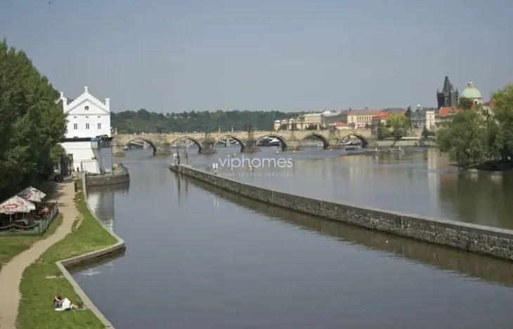 Pronájem bytu 3+kk, Praha - Malá Strana, Hroznová, 73 m2