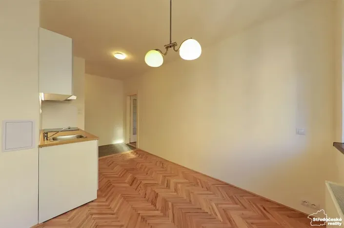 Pronájem bytu 2+kk, Praha - Karlín, Pernerova, 44 m2