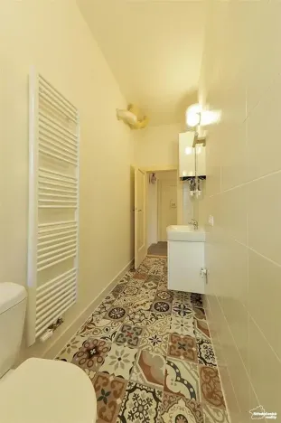 Pronájem bytu 2+kk, Praha - Karlín, Pernerova, 44 m2