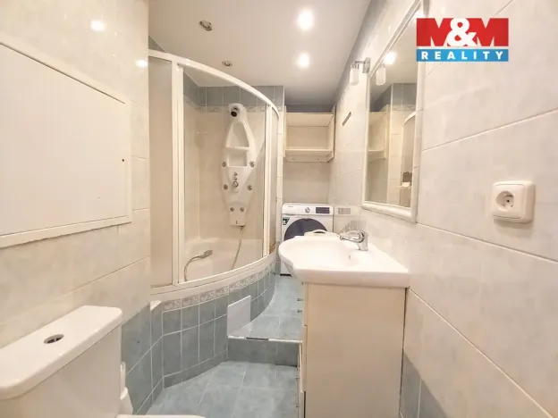 Prodej bytu 2+1, Bukovany, 48 m2