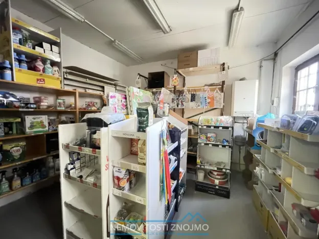 Pronájem výrobních prostor, Petrovice, 360 m2