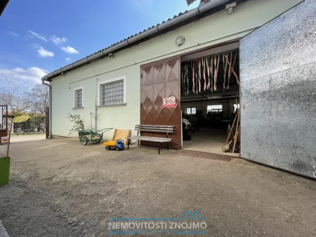 Pronájem výrobních prostor, Petrovice, 360 m2