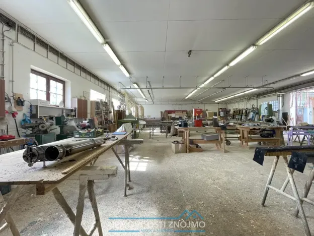 Pronájem výrobních prostor, Petrovice, 360 m2