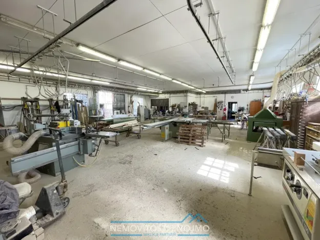 Pronájem výrobních prostor, Petrovice, 360 m2